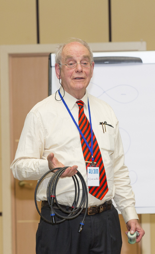А. J. van den Hul